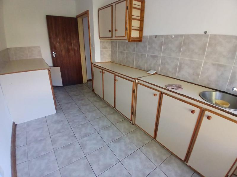 To Let 1 Bedroom Property for Rent in Albertinia Western Cape